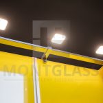 DIS Poslovna zgrada Krnjevo Staklene sanitarne kabine 8