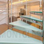 DUKLEY GARDENS Privatna vila Budva Stakleno stepeniste 3