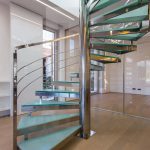 DUKLEY GARDENS Privatna vila Budva Stakleno stepeniste 4